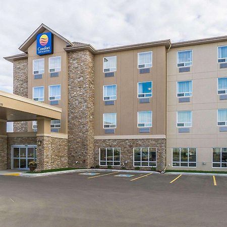 Comfort Inn & Suites Edmonton International Airport Ниску Екстериор снимка