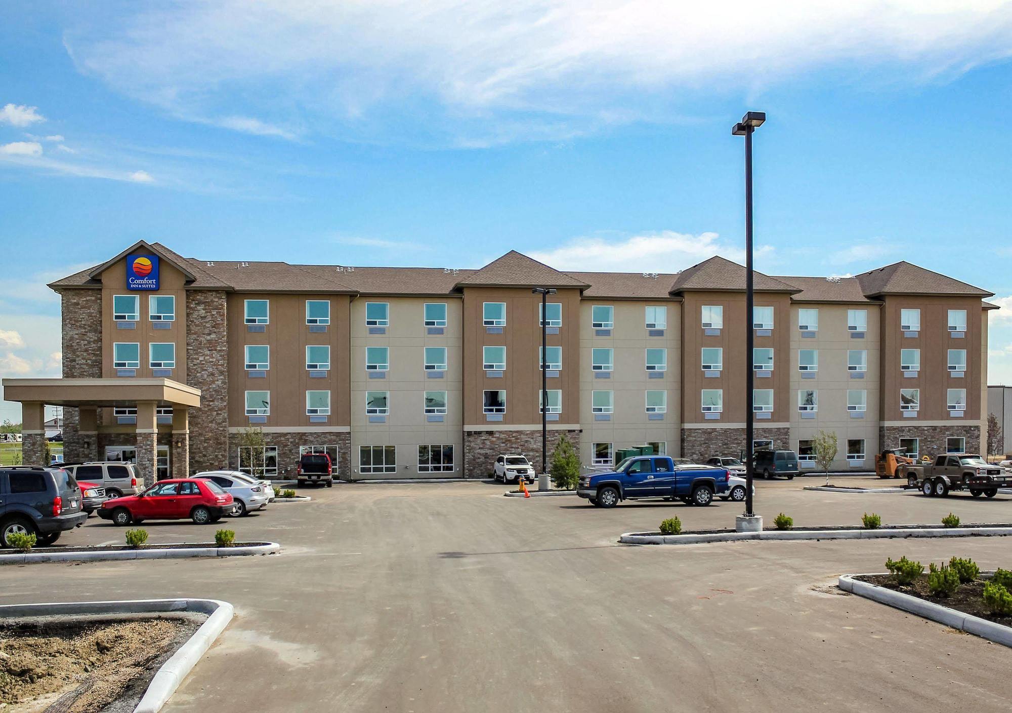 Comfort Inn & Suites Edmonton International Airport Ниску Екстериор снимка